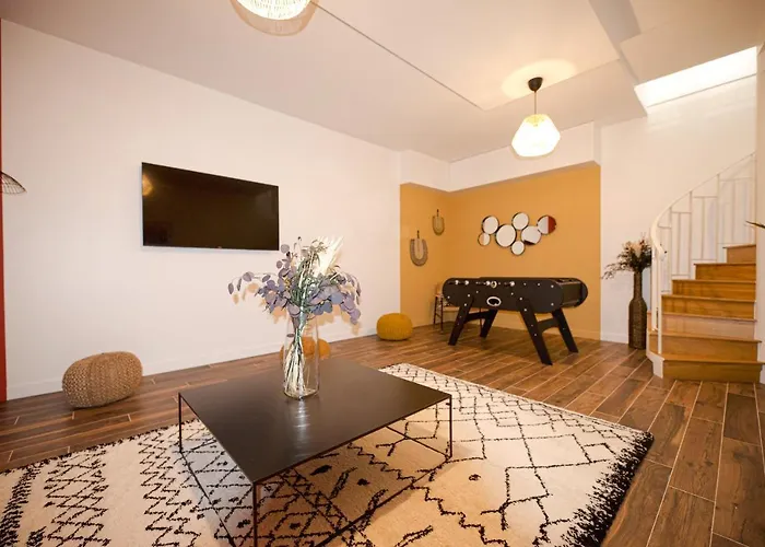 Luxury Home Near Tour Eiffel